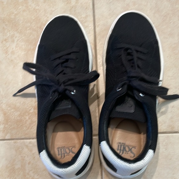 Sofft Waylyn Sneakers in NEW condition! - Picture 2 of 7